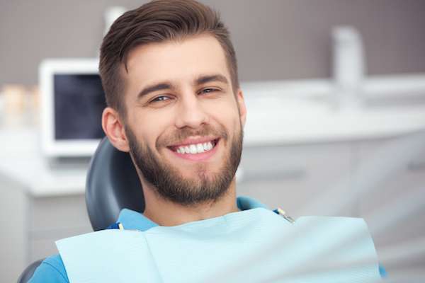 A Cosmetic Dentist Explains Different Treatment Options from Fashion Isle Smiles in Newport Beach, CA