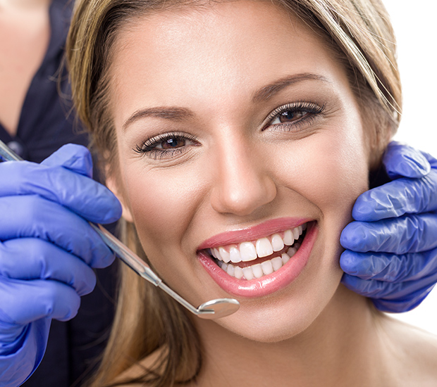 Newport Beach Teeth Whitening at Dentist